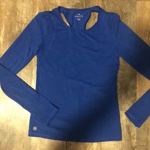 Athleta top SO CUTE 🦋